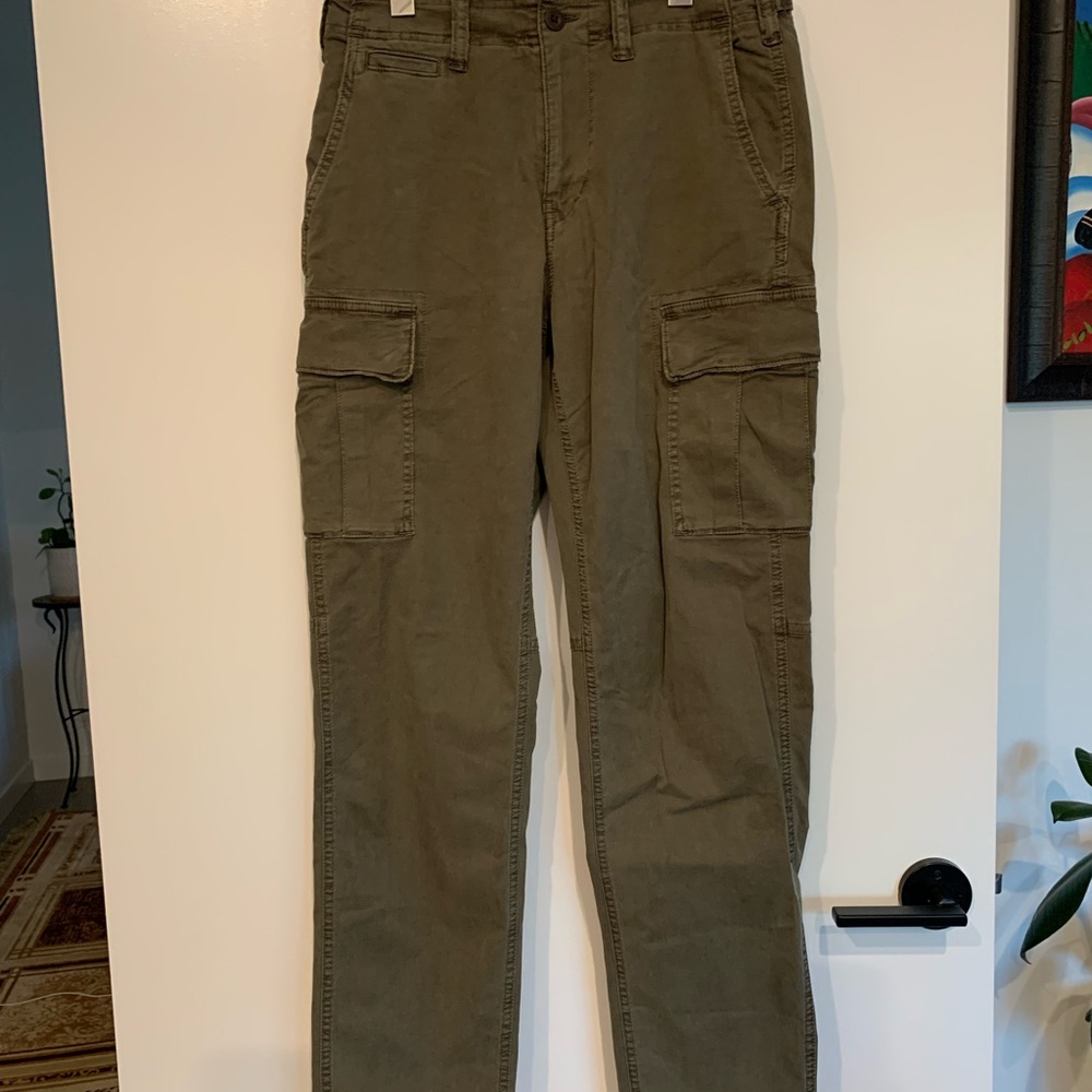 American Eagle Olive Green/Brown Pants. Size 29/34